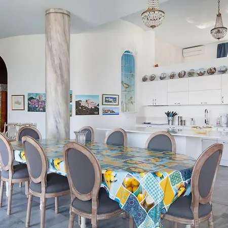 Chateau Des Anglais - Five Stars Holiday House-2